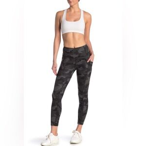 90 Degree by Reflex Camouflage Yoga Leggings Size S